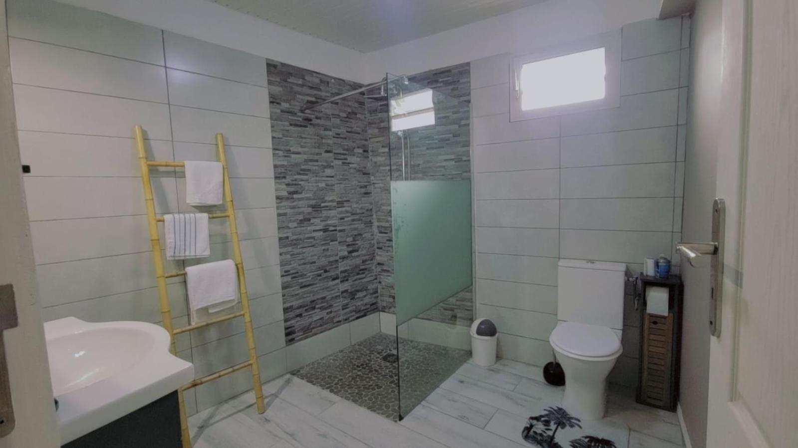 Maison D'Hanaya Le Marin Экстерьер фото